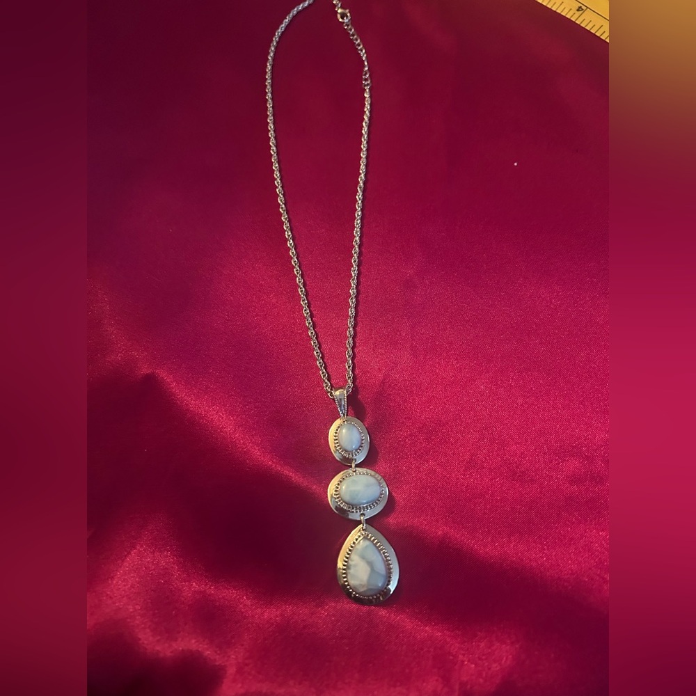 Silver Pendant and Chain with Mother of Pearl.